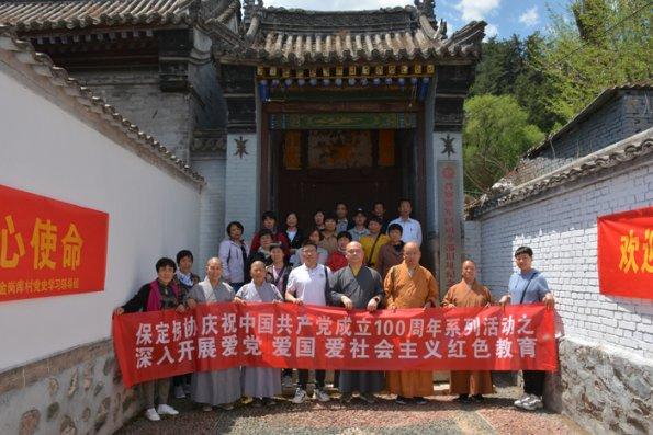 重庆城口:冬季香菇抢鲜上市